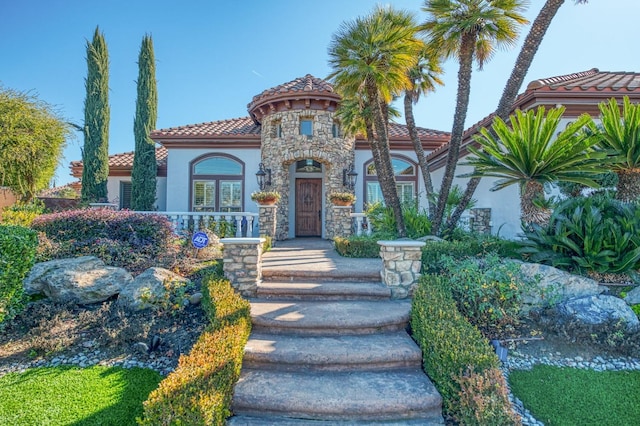 view of mediterranean / spanish house