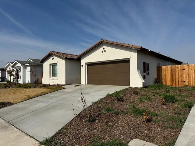 1100 Droitwich Spa St, Bakersfield, CA 93007