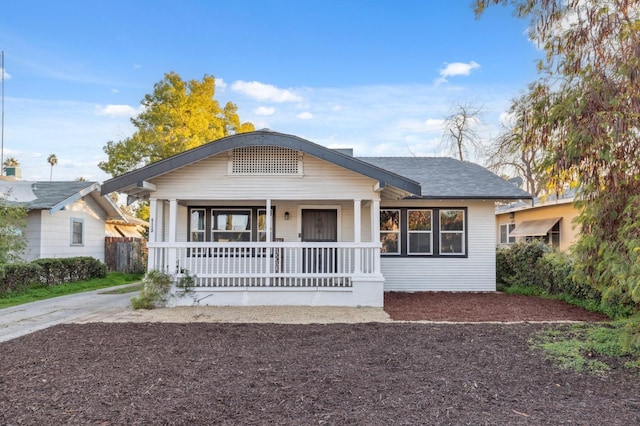 view of front of home featuring covered porch