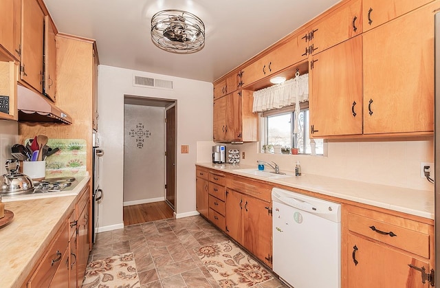 kitchen featuring sink, dishwasher, and stainless steel gas cooktop