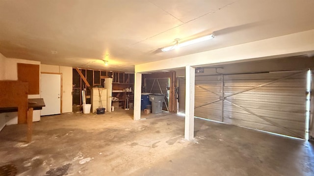 1859 S Karen Ave, Fresno, CA 93727 - view of garage