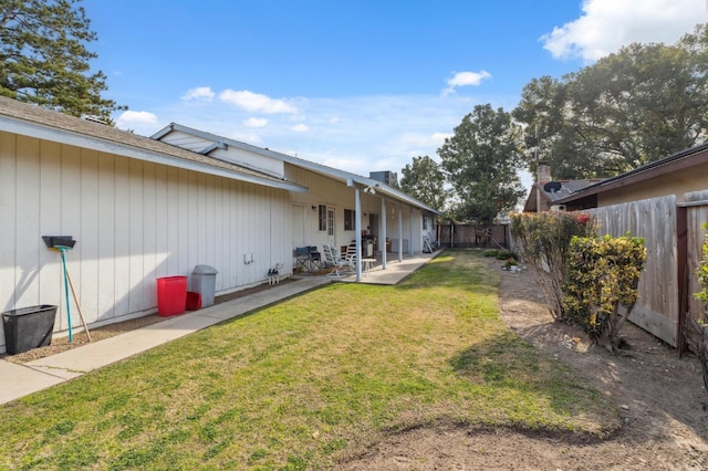 view of yard with a patio