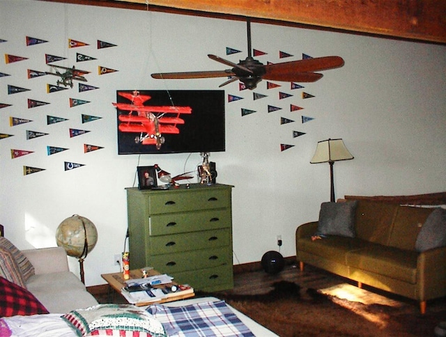 living room with ceiling fan