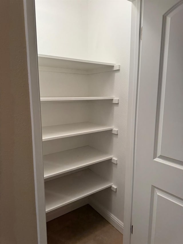1590 W Escalon, Fresno, CA 93711 - view of closet