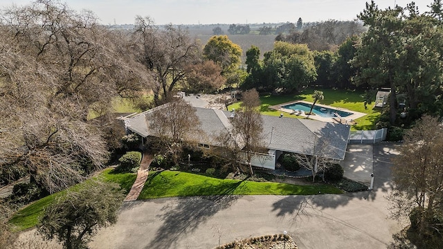 3670 S Newmark Ave, Sanger, CA 93654 - view of subject property featuring a pool