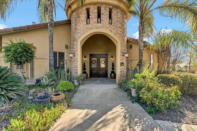 view of doorway to property