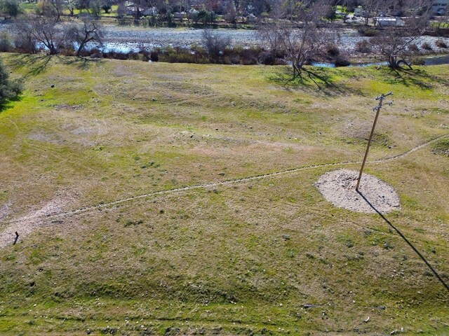 3 Live Oak Dr, Sanger, CA 93657