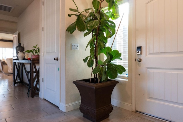 view of foyer entrance