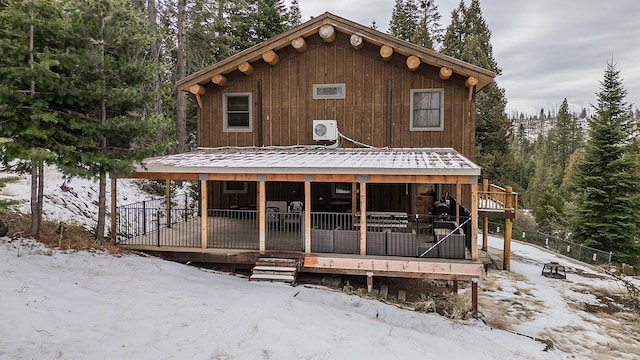 view of front of house with a porch