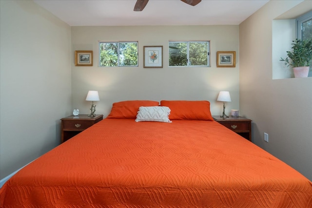 bedroom featuring ceiling fan