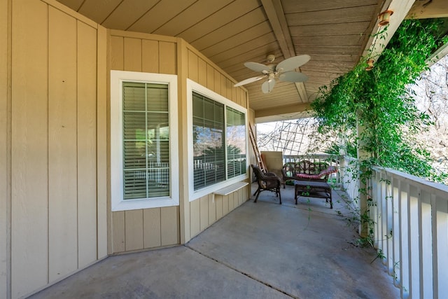 view of patio / terrace with ceiling fan and covered porch