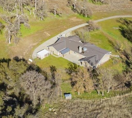 drone / aerial view with a rural view