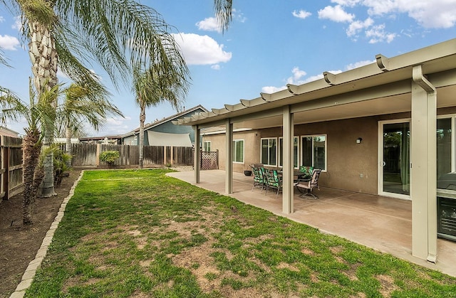 view of yard with a patio