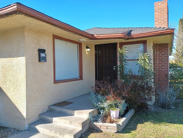 view of property entrance