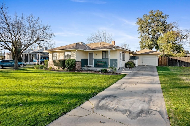 ranch-style house featuring a front yard