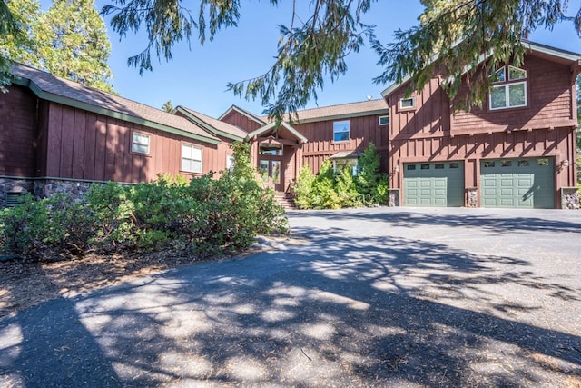 view of front of house featuring a garage