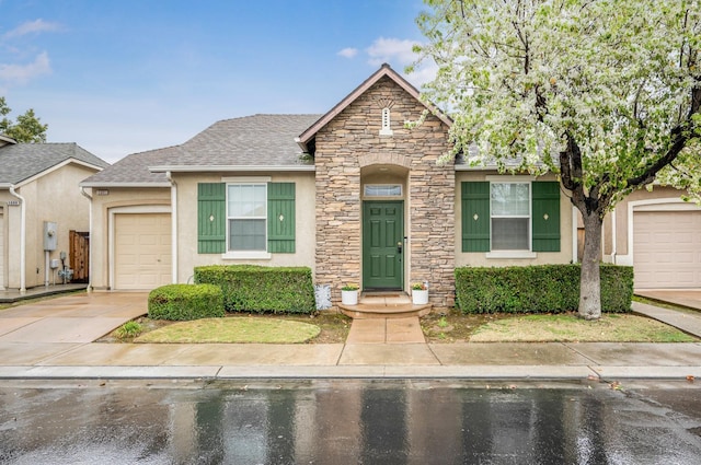 view of front of house with a garage