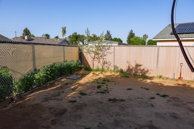 5140 E Belgravia Ave, Fresno, CA 93725 - view of fenced backyard
