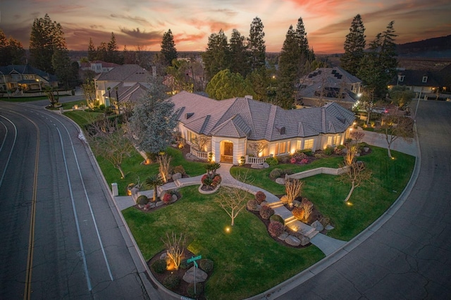 view of aerial view at dusk