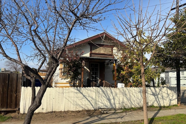 view of front facade