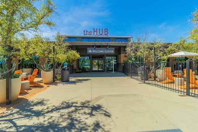 1009 Treasure Hills Dr, Madera, CA 93636 - view of building exterior featuring driveway