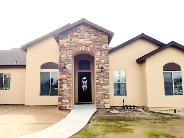 view of entrance to property