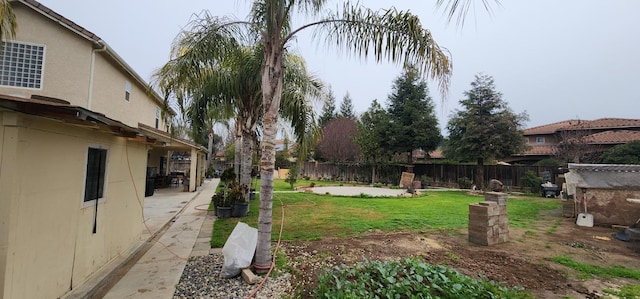 view of yard with a patio