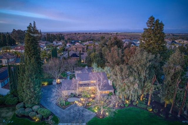 view of aerial view at dusk