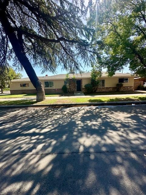 728 Merced St, Fresno CA, 93706, 2 bedrooms, 1 bath multi for sale