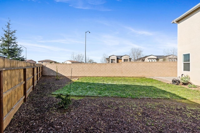 3384 Amanecer Ave, Clovis, CA 93619 - view of yard