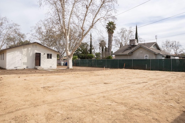 view of yard featuring fence