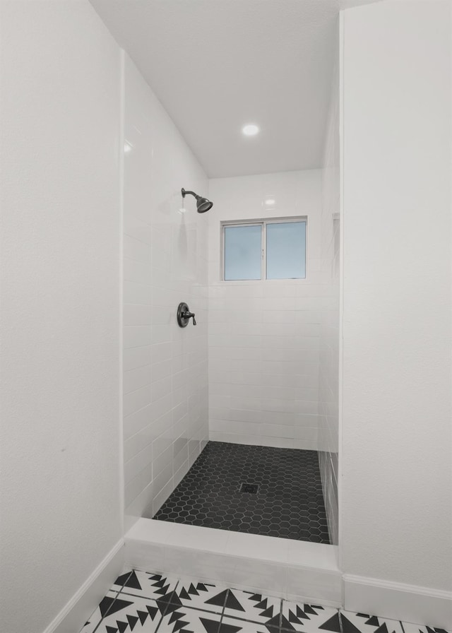 42906 Ranger Circle Dr Drive, Coarsegold, CA 93614 - bathroom with tiled shower and baseboards