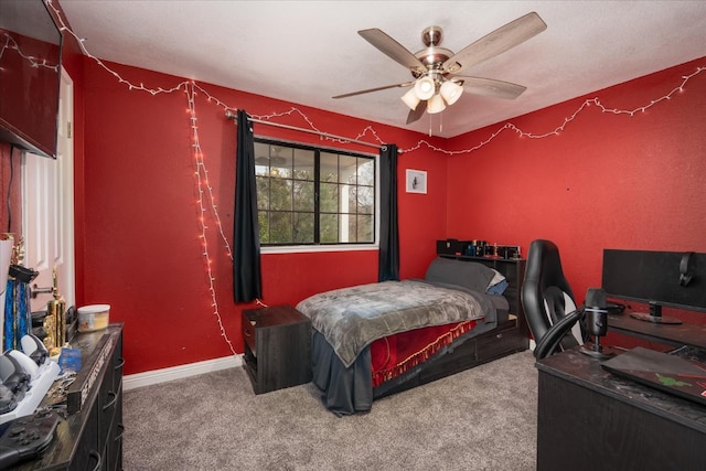 29598 Jim Bowie Ct, Coarsegold, CA 93614 - carpeted bedroom featuring a ceiling fan and baseboards