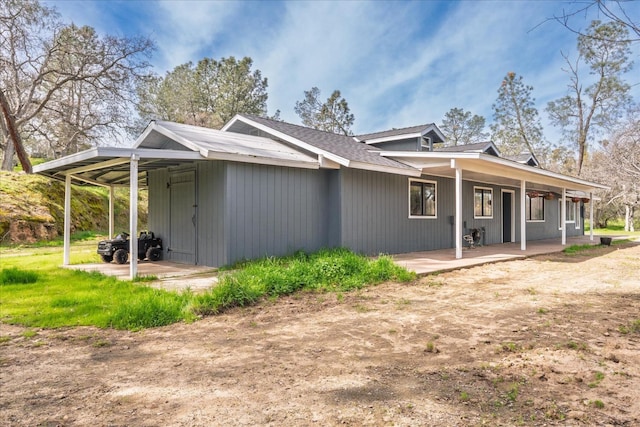 29598 Jim Bowie Ct, Coarsegold, CA 93614 - exterior space with a carport