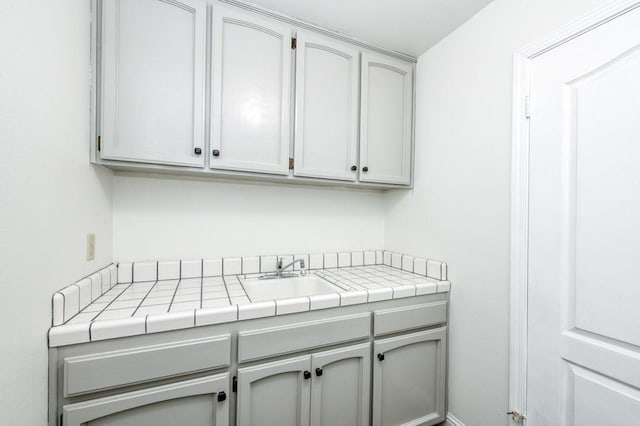 laundry room featuring a sink