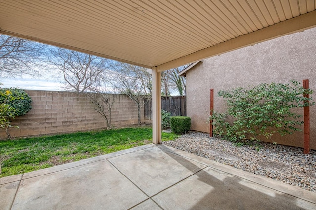 view of patio featuring a fenced backyard