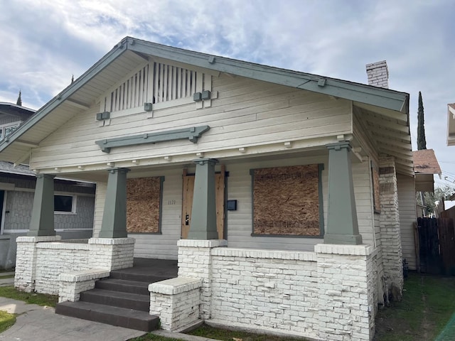 view of front of house with a porch