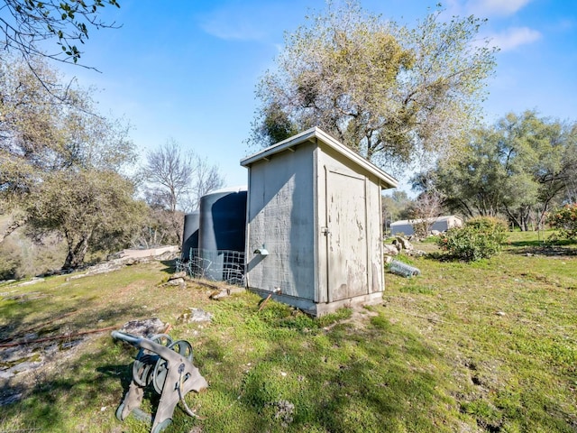 view of outbuilding featuring an outbuilding