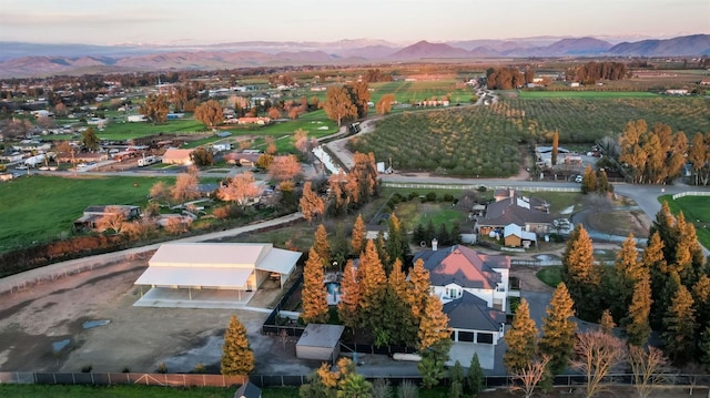 bird's eye view with a mountain view