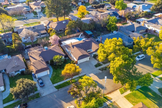 birds eye view of property featuring a residential view