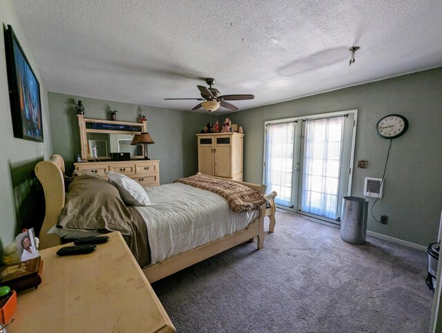 bedroom with access to outside, a textured ceiling, a ceiling fan, and carpet flooring