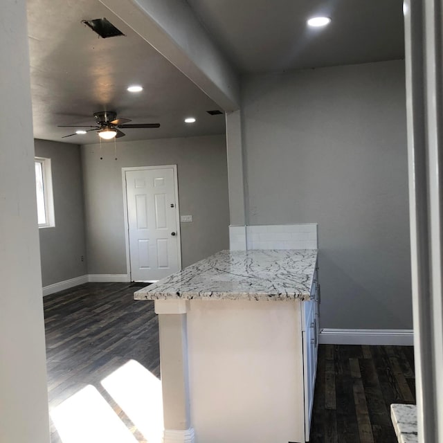 kitchen featuring recessed lighting, ceiling fan, baseboards, and dark wood-style flooring