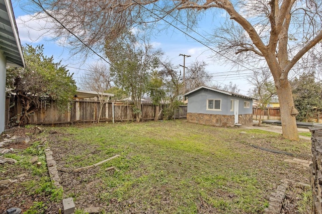 3823 E Clinton Ave, Fresno, CA 93703 - fenced backyard with an outbuilding