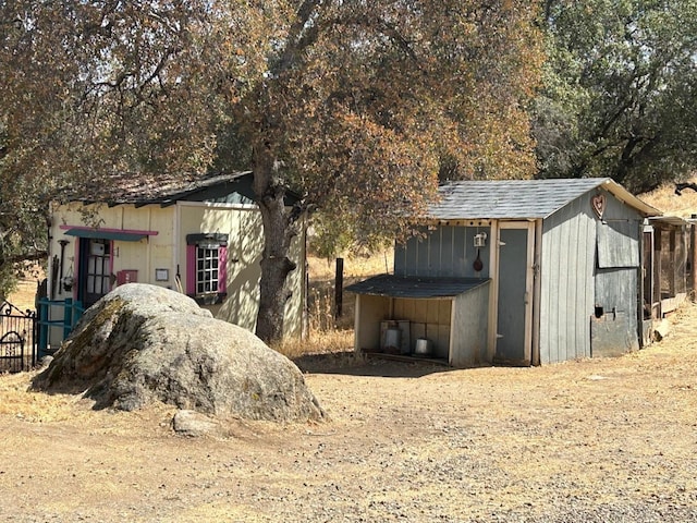 view of outbuilding featuring an outdoor structure