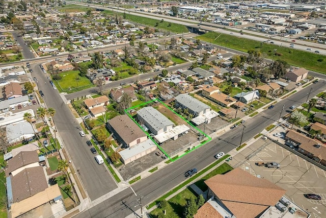 bird's eye view with a residential view