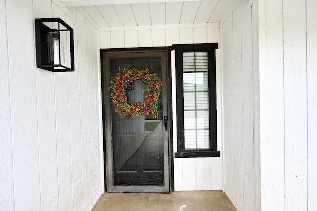view of exterior entry