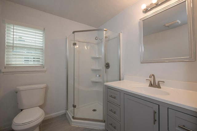 467 E San Bruno Ave, Fresno, CA 93710 - full bathroom featuring vanity, a stall shower, toilet, and baseboards