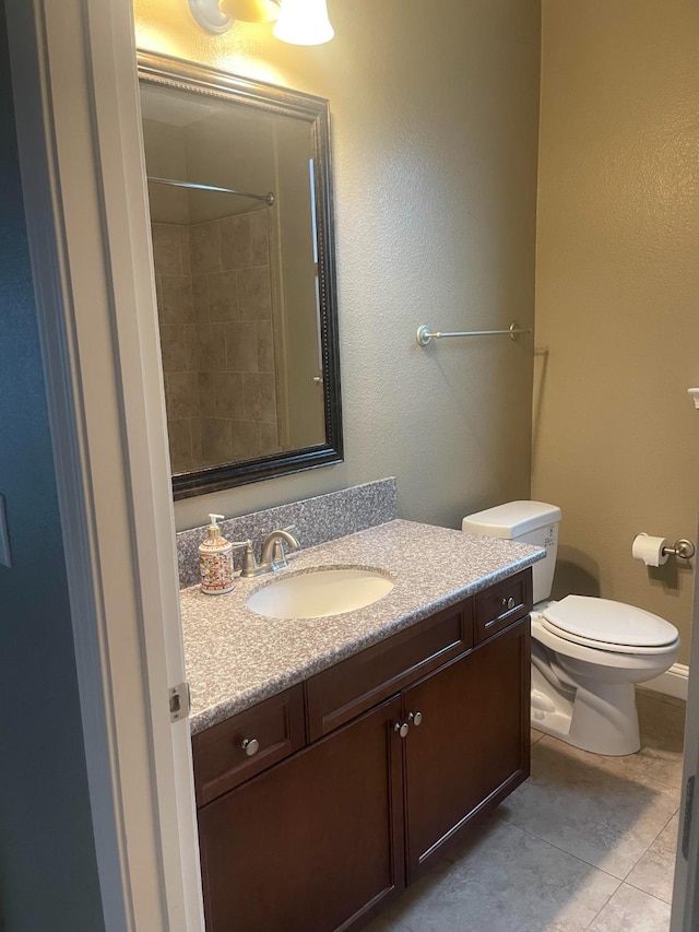 289 S Timberline Dr, Madera, CA 93637 - bathroom with vanity, a shower, and tile patterned floors
