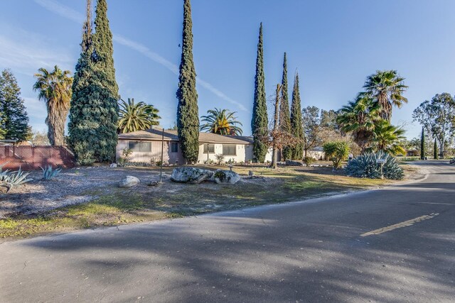 18412 Daley Rd, Madera, CA 93638 - photo 2