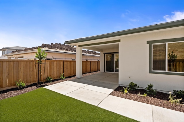 8163 Creek Vw, Friant, CA 93626 - view of yard featuring a patio
